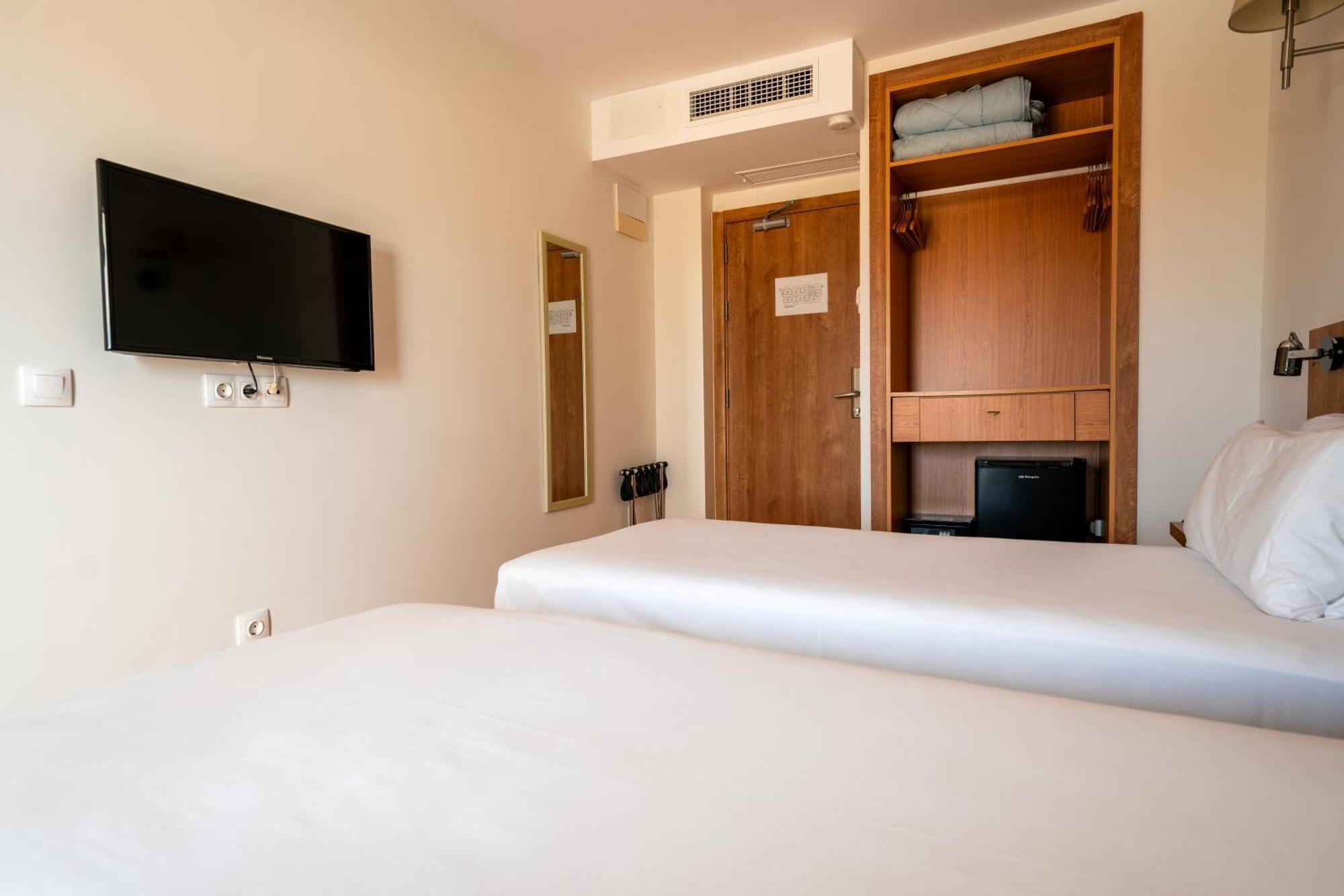 Nura Santa Ponsa & Spa Szoba fotó