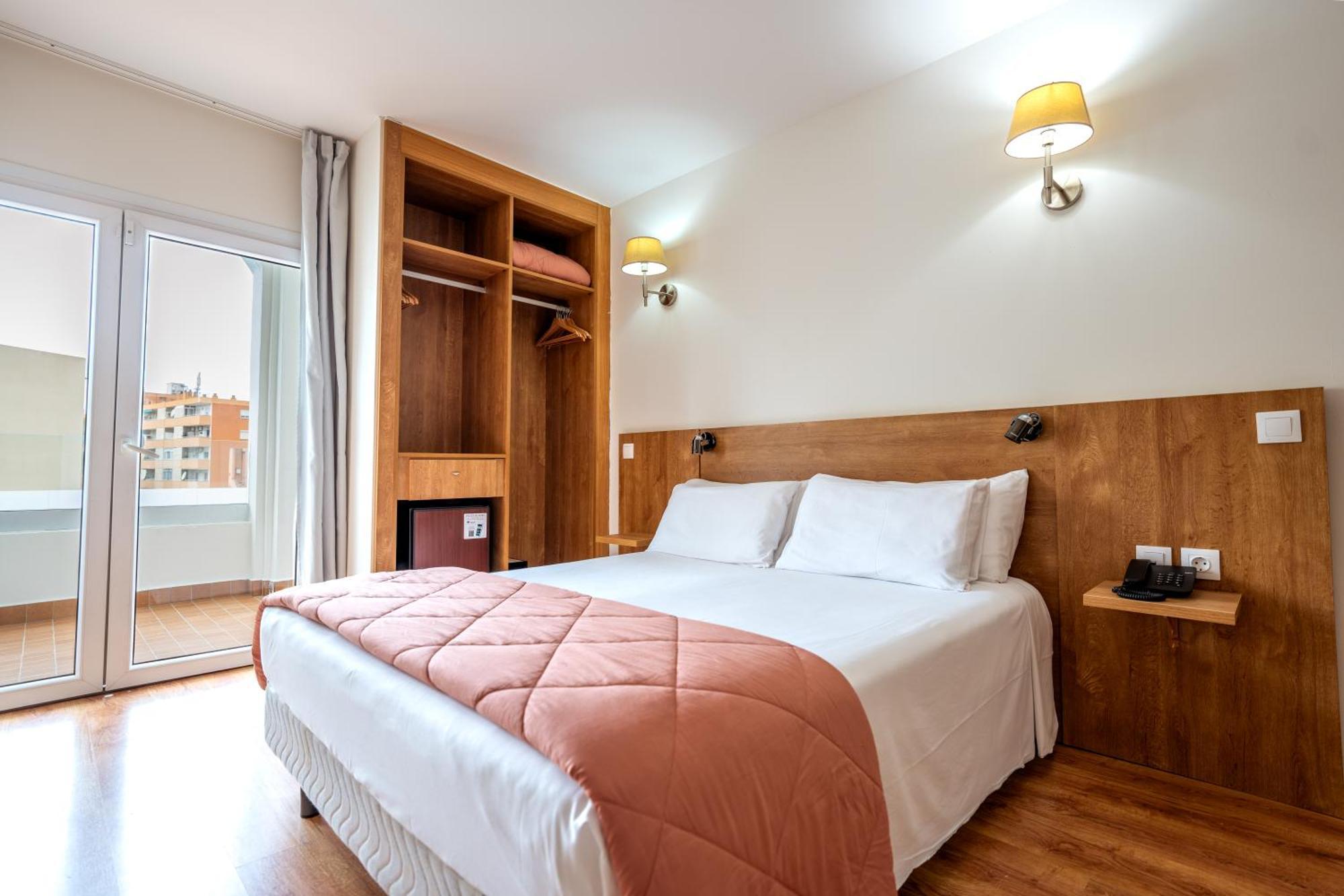 Nura Santa Ponsa & Spa Kültér fotó
